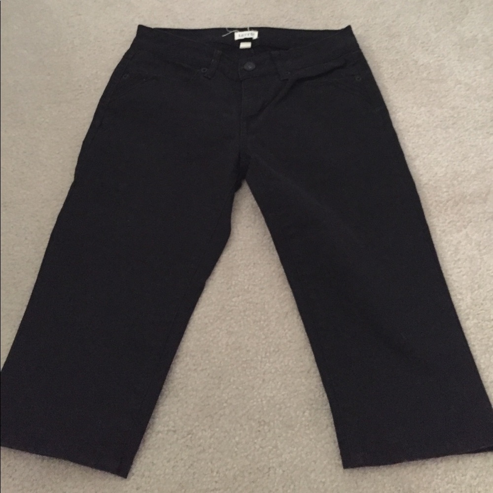 Levi's Black Capris Y2K